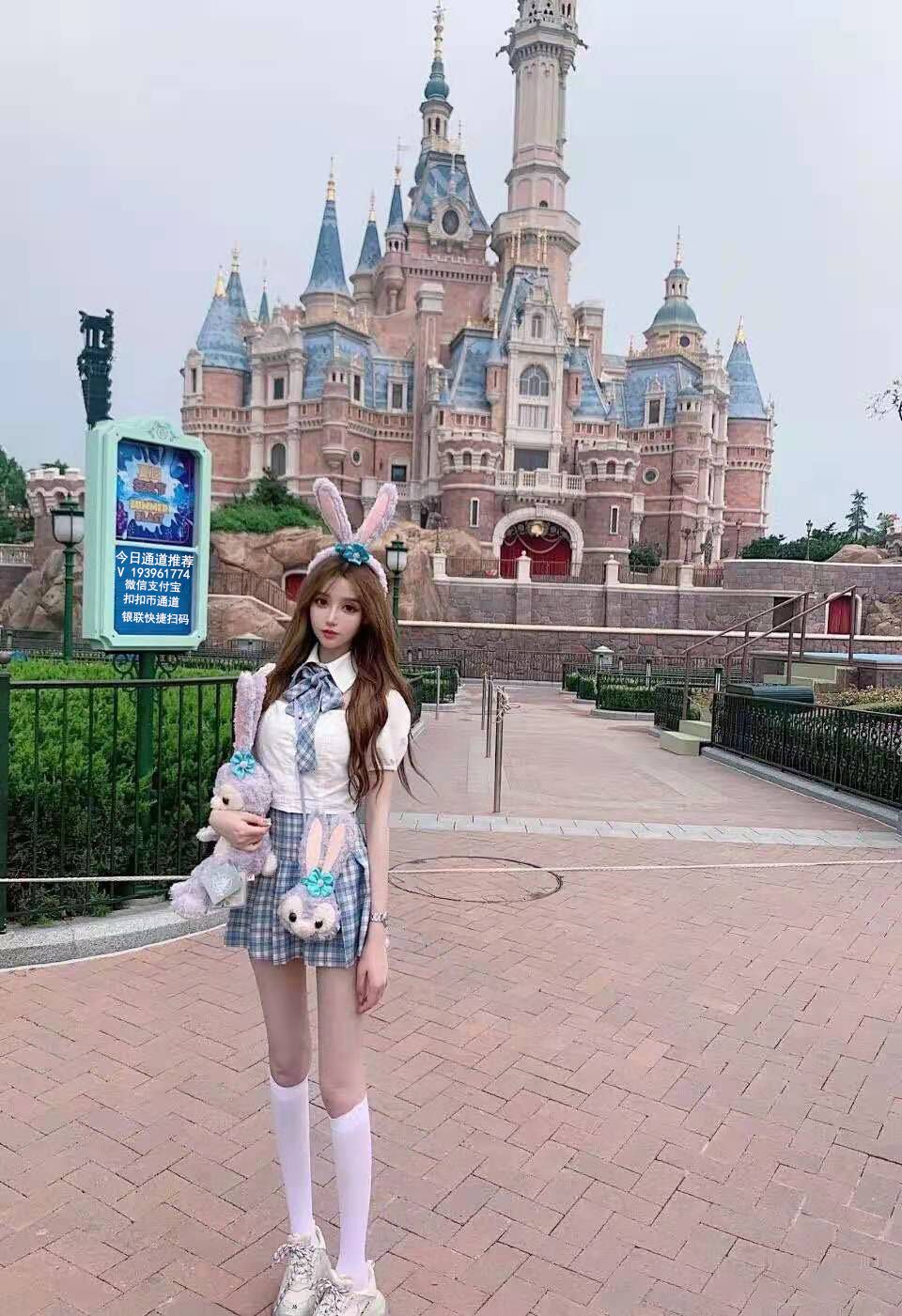 漂亮的小姐姐壁纸图片