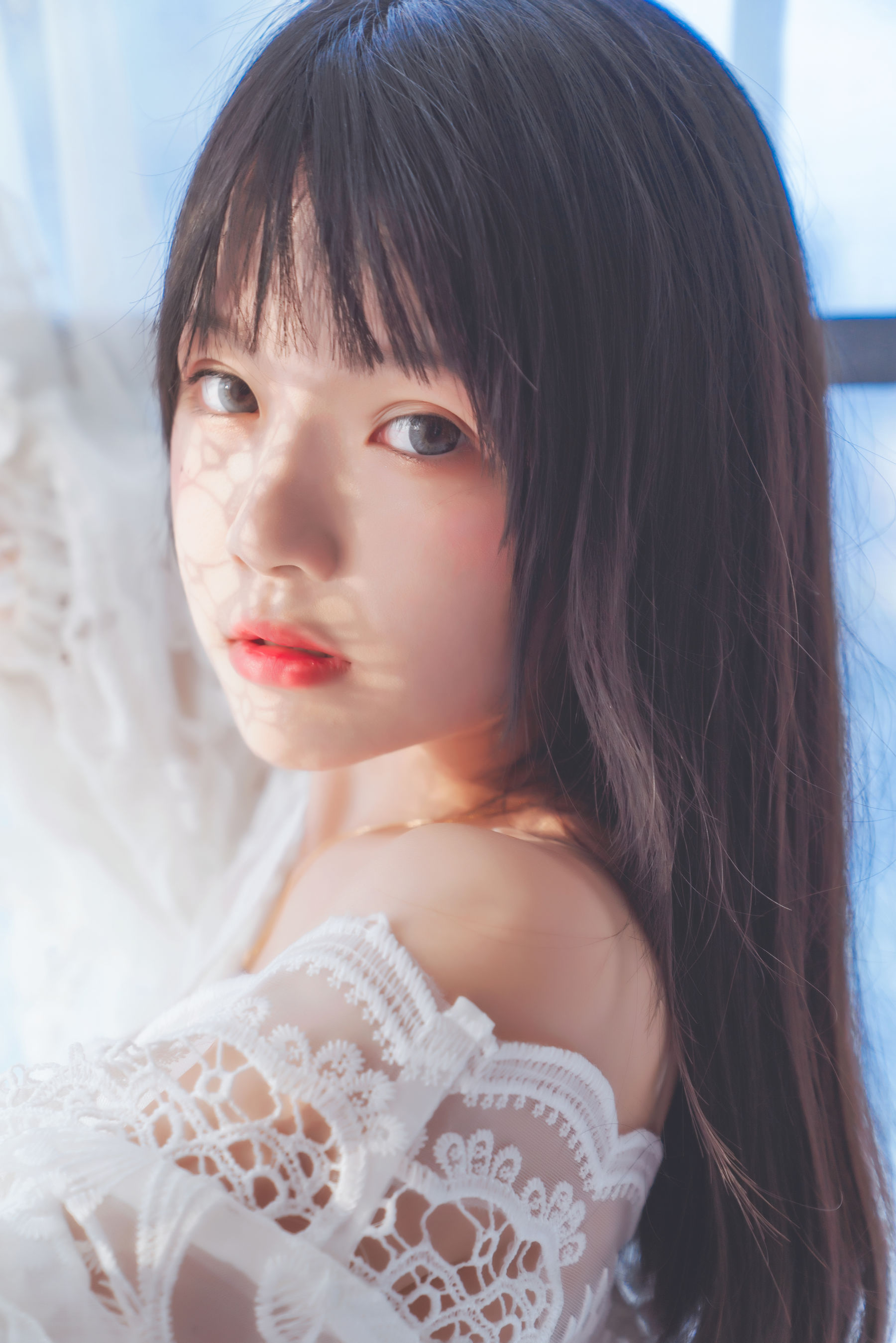 桜桃喵 – 初雪