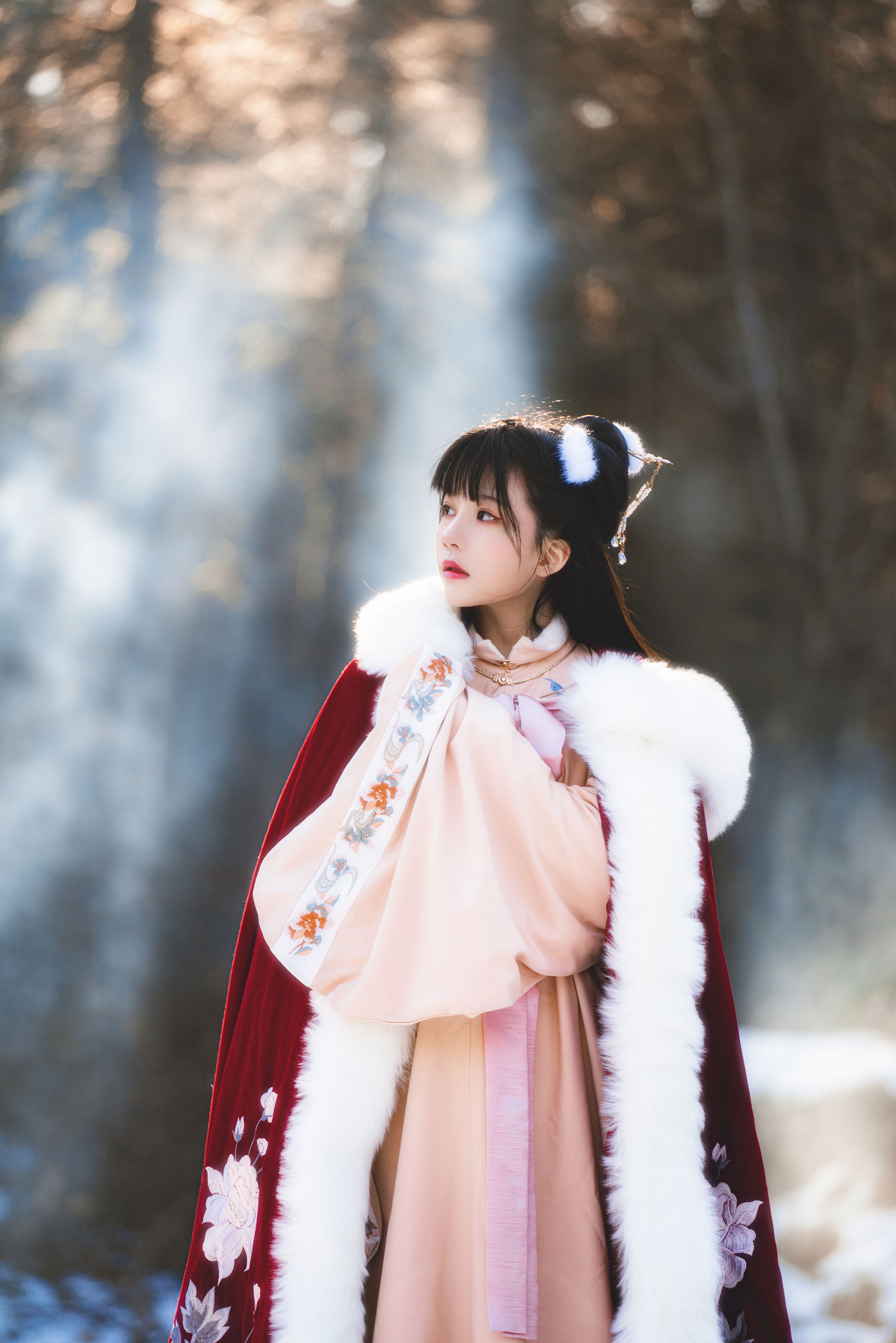 [COS福利] 桜桃喵 – 熹微-古典美女
